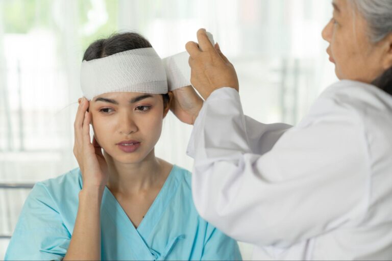 premises liability lawyer Valencia CA